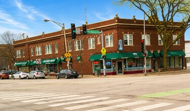 Building Photo - 440 S Ridgeland Ave