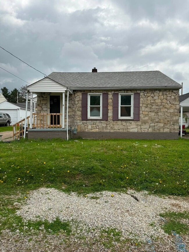 Building Photo - 926 Fess St
