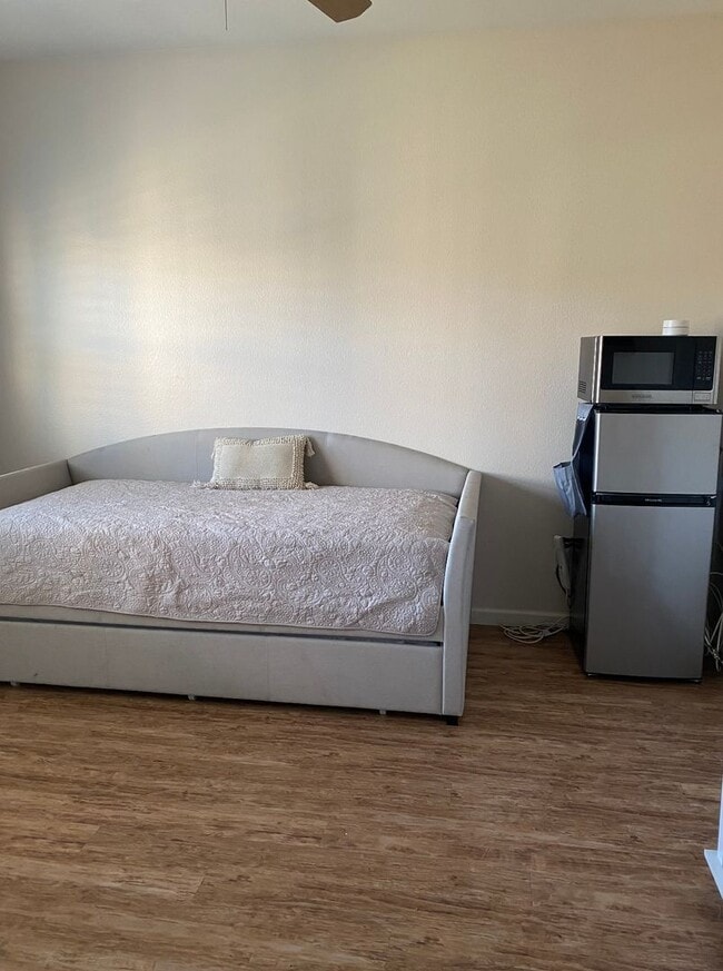 Building Photo - Lovely Casita For Rent in Murrieta...Prime...