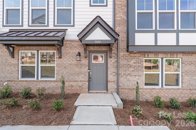 Foto del edificio - 3012 Rexton Ln