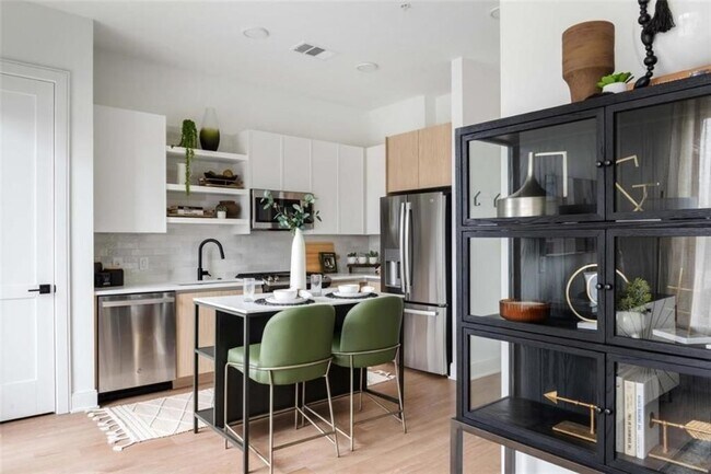 Foto del edificio - 665 Auburn Ave NE