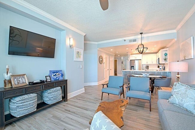 Foto del edificio - 455 E Beach Blvd