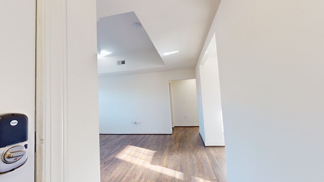 Photo - Rodgers Forge Apartments