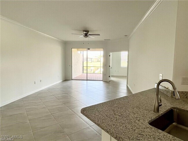 Foto del edificio - 2057 Tamarron Ln