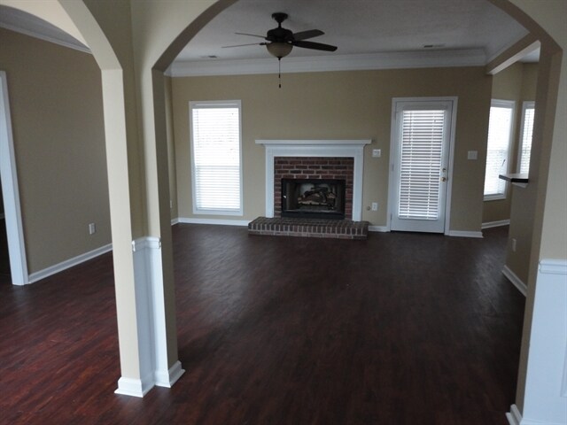 Foto del edificio - 5470 Keithwood Court