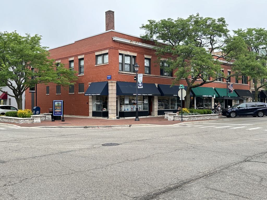 340 Park Ave Unit 60, Glencoe, IL 60022 Condo for Rent in Glencoe, IL