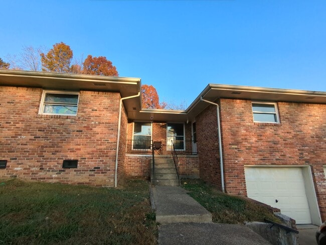 Building Photo - 4669 Cary Ln