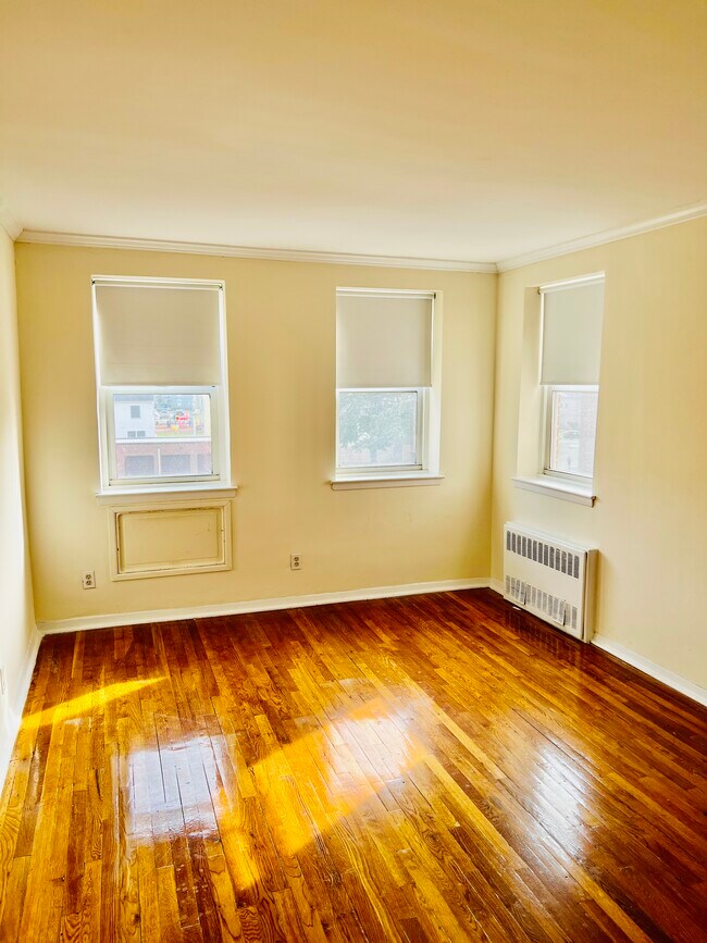 Foto del edificio - 71 Croton Ave