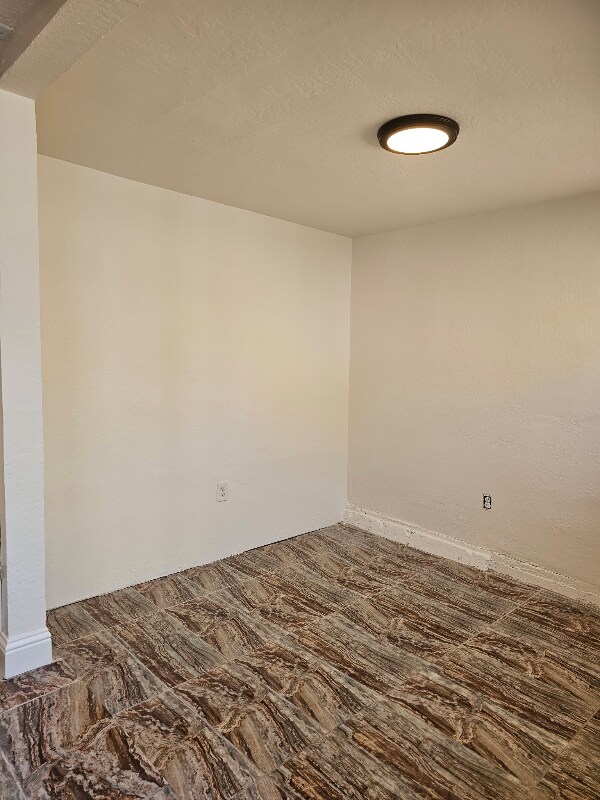 Foto del edificio - 2228 40th Ave