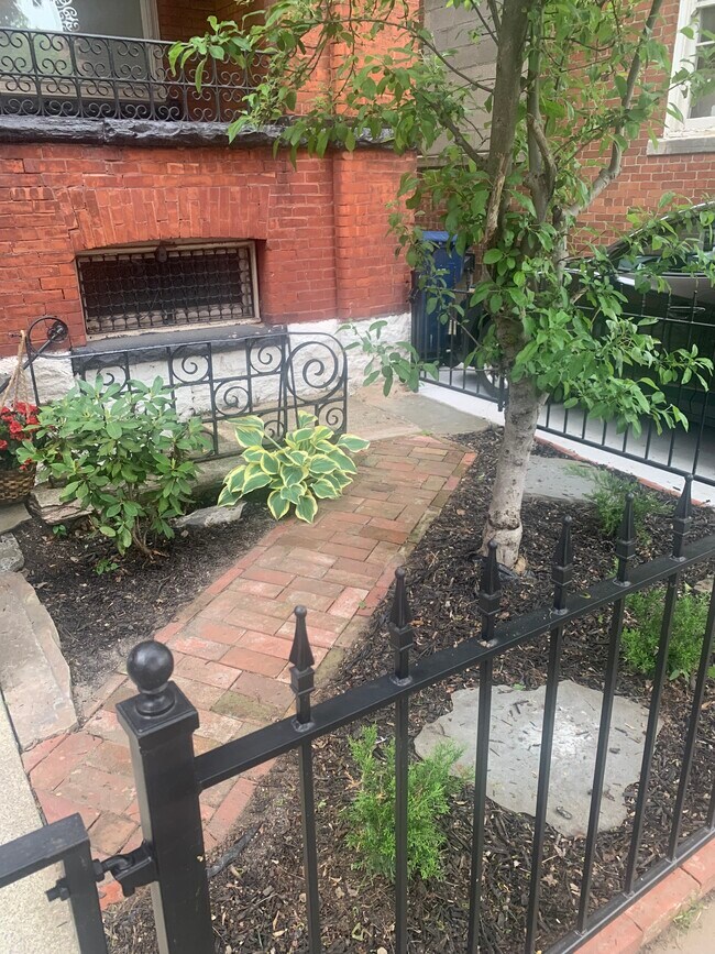 Foto del edificio - 182 N Pearl St