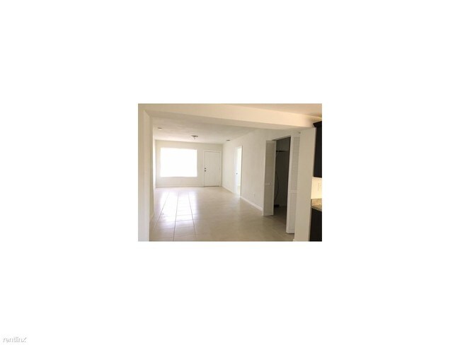 Foto del edificio - 3331 SW 35th St