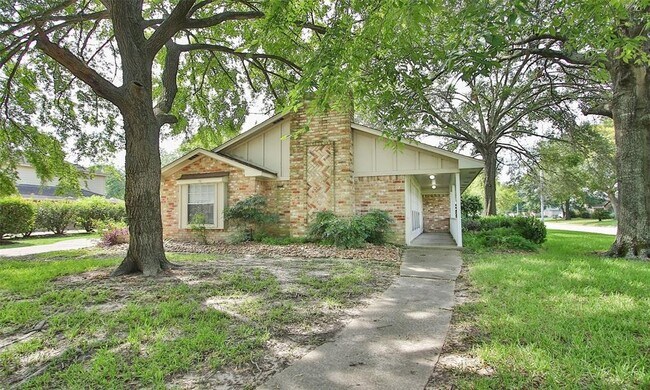 Building Photo - 13727 Meisterwood Dr