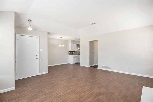 Foto del edificio - 7003 Crosstimbers Ln