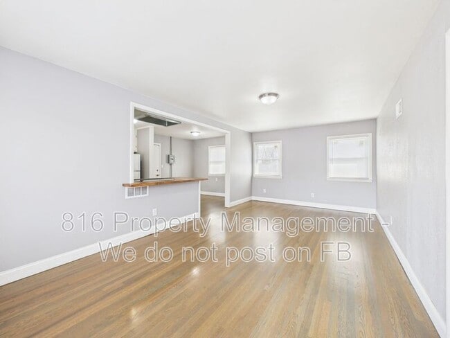 Building Photo - 6003 Norledge Ave