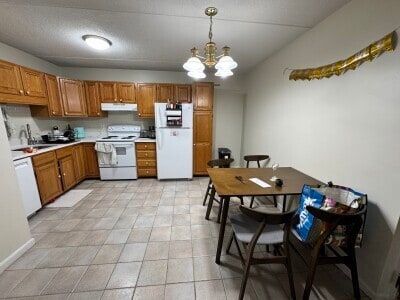 Building Photo - 80 Gardner St