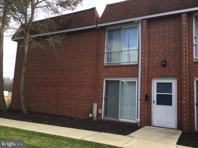 Building Photo - 105 Lexington Ct
