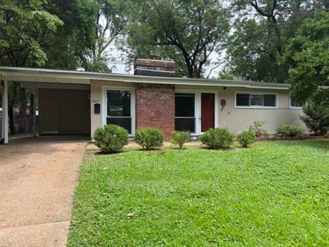 Foto del edificio - 865 Robinwood Dr