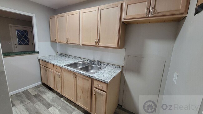 Foto del edificio - Affordable Two-Bedroom House at Waggoner