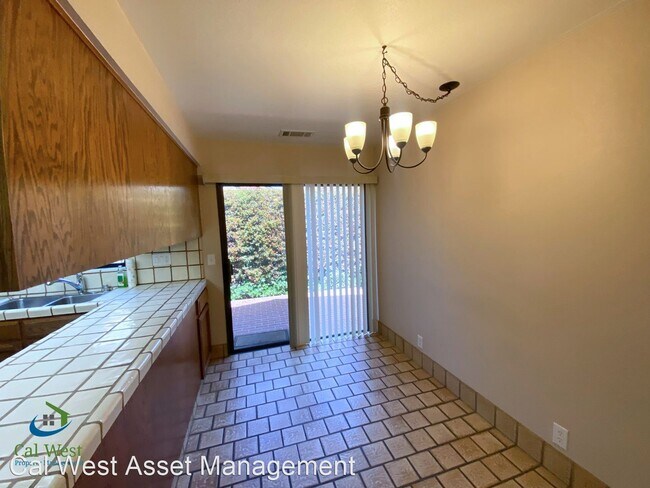 Building Photo - 4 br, 2 bath House - 208 Lester Lane