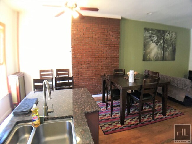 Foto del edificio - DECATUR STREET