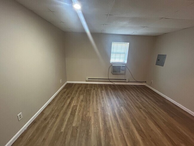 Foto del edificio - 1-Bedroom Apartment – Great Location!