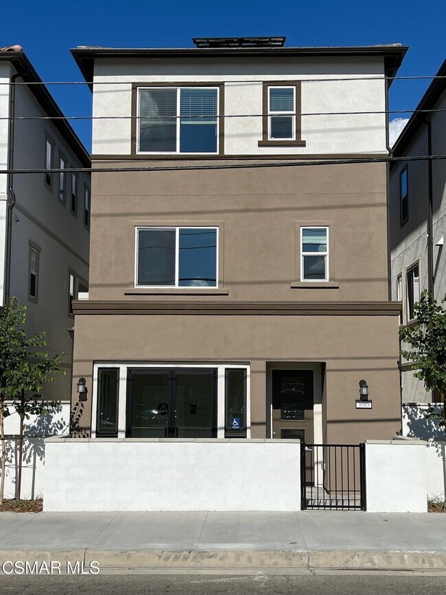 Foto del edificio - 3005 Cochran St