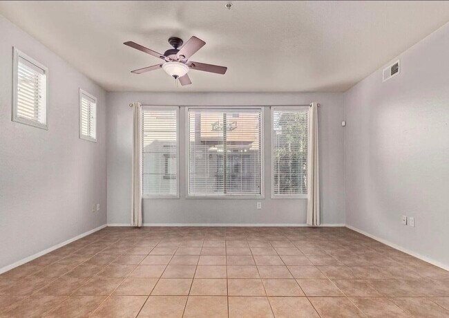 Foto del edificio - 3250 W Greenway Rd