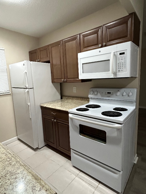 Photo - 1611 Green Ln Apartment