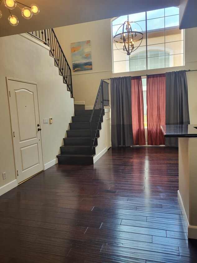 7111 La Tijera Blvd Unit D202, Los Angeles, CA 90045 Condo for Rent