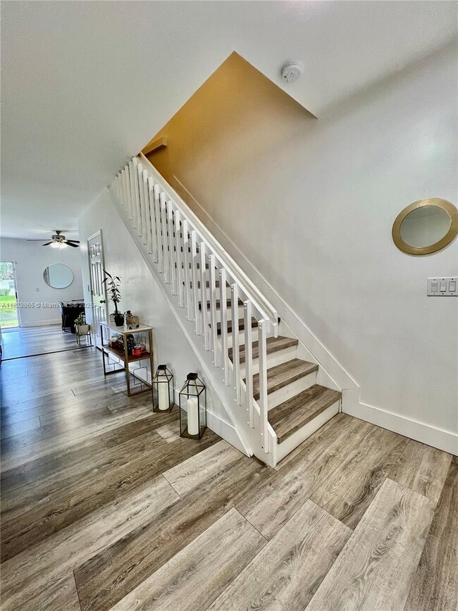 Foto del edificio - 16206 Emerald Cove Rd