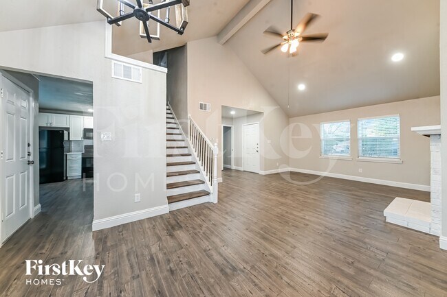 Foto del edificio - 2023 Godiva St