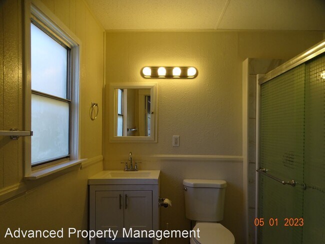 Foto del edificio - 2 br, 1.5 bath House - 129 East E St