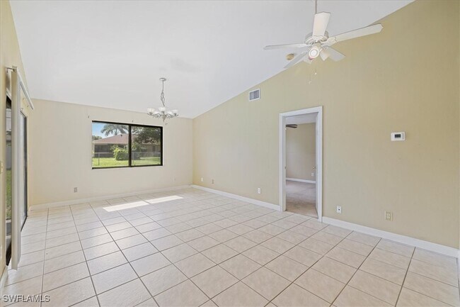 233 SE 1st Ave Cape Coral FL - 233 Se 1st Ave Cape Coral Fl Building Photo 