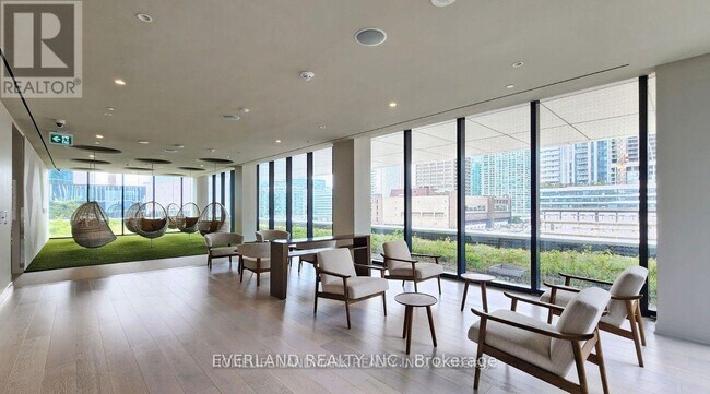 Photo du bâtiment - 138 Downes St