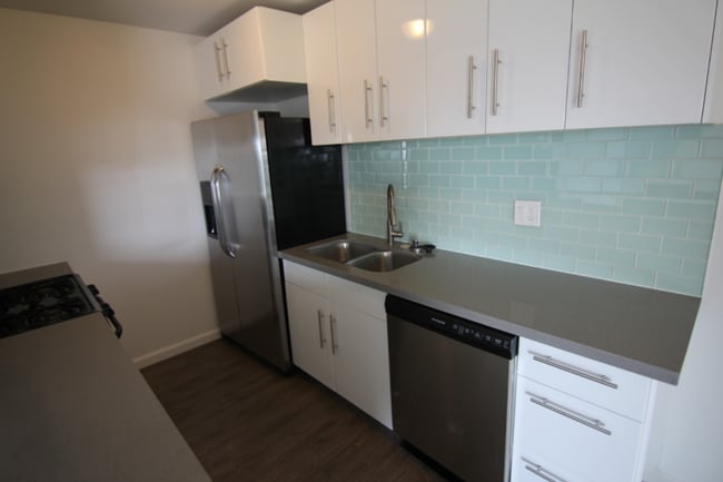 Building Photo - 3111 4th St