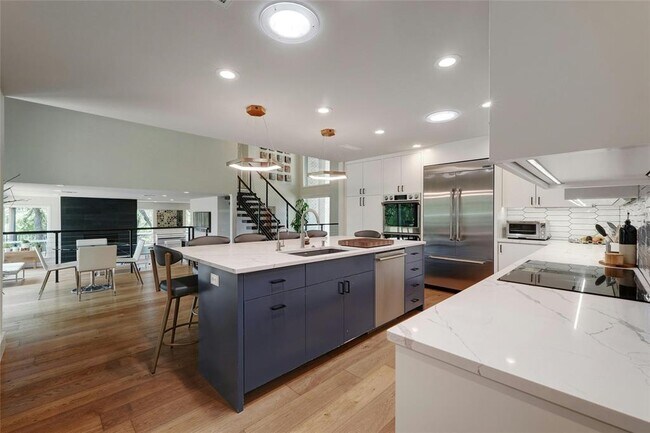 Foto del edificio - 8701 S Path