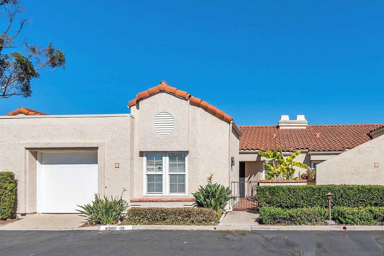 15961 Avenida Villaha, San Diego, CA 92128 Townhome Rentals in San