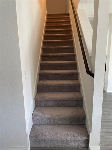 Foto del edificio - 16020 Pemberly Ln