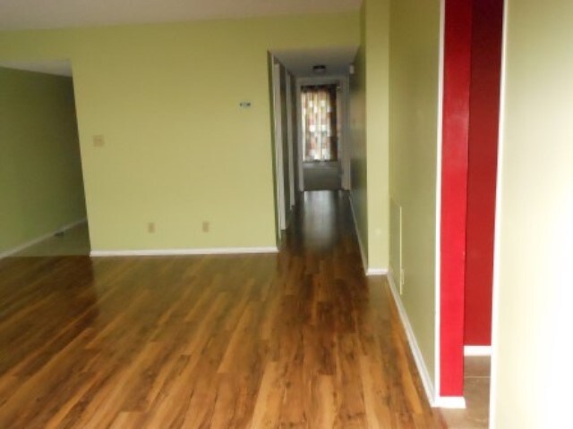 Building Photo - 6181 Lake Tahoe Dr