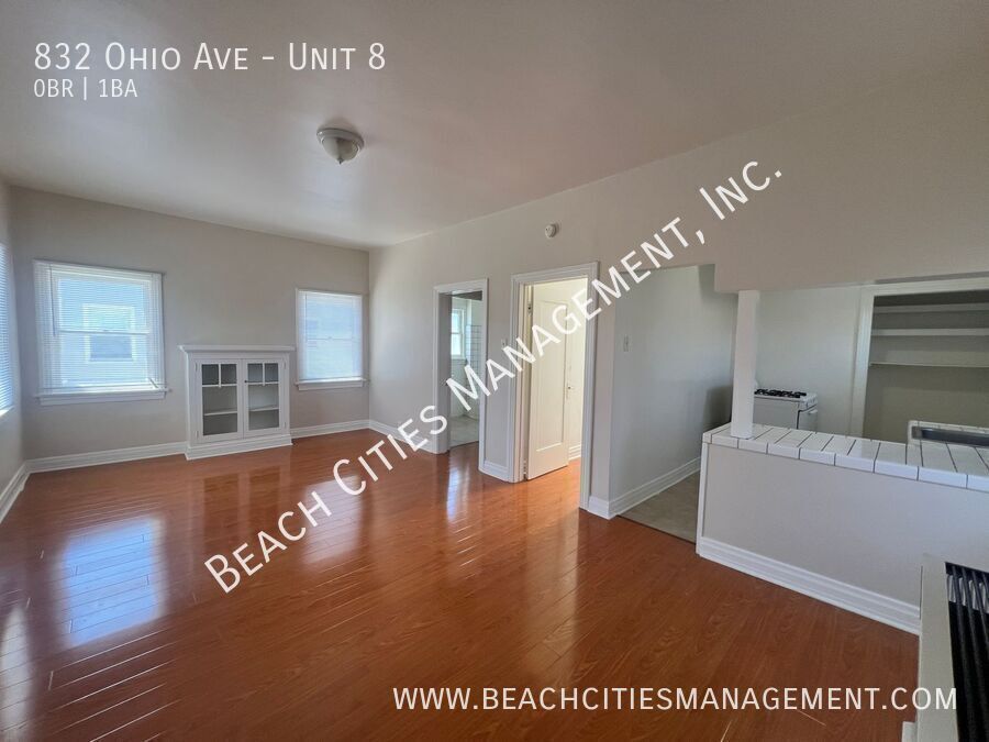 Primary Photo - 832 Ohio Ave