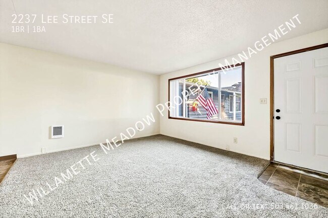 Building Photo - Modern Comfort Meets Affordable Living: Ch...