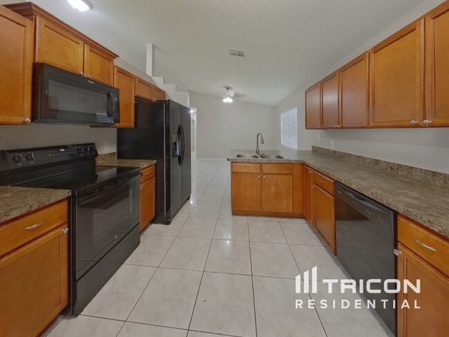 Building Photo - 7812 Sagebrush Pl
