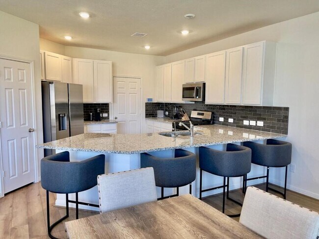 Building Photo - 21222 Montego Bay Dr