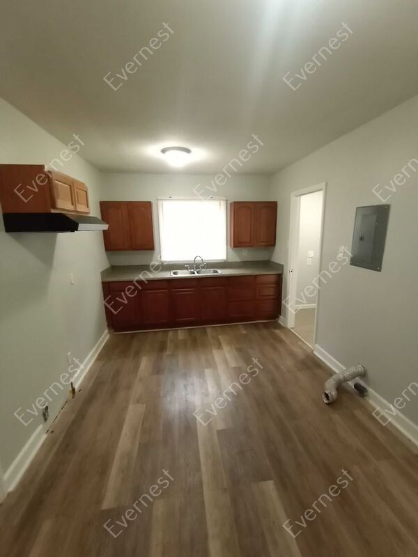 Foto del edificio - 1529 30th Street Ensley