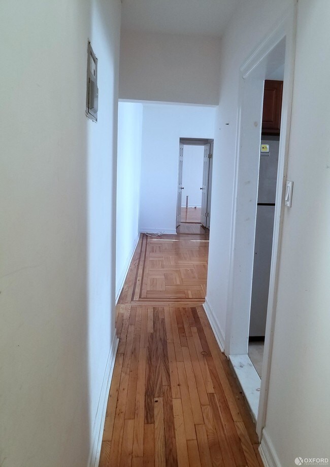 Foto del edificio - 327 Sterling Place