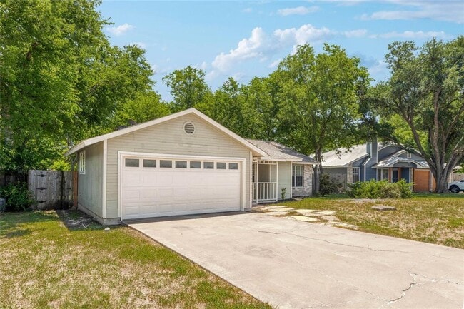 Building Photo - 16213 Malden Dr