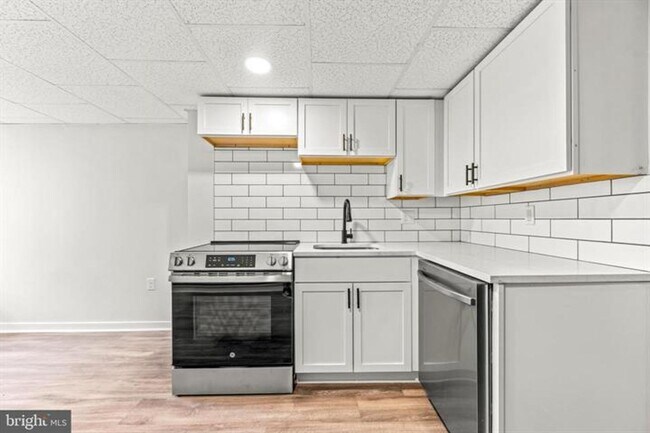 Photo - 3106 N Calvert St Apartments