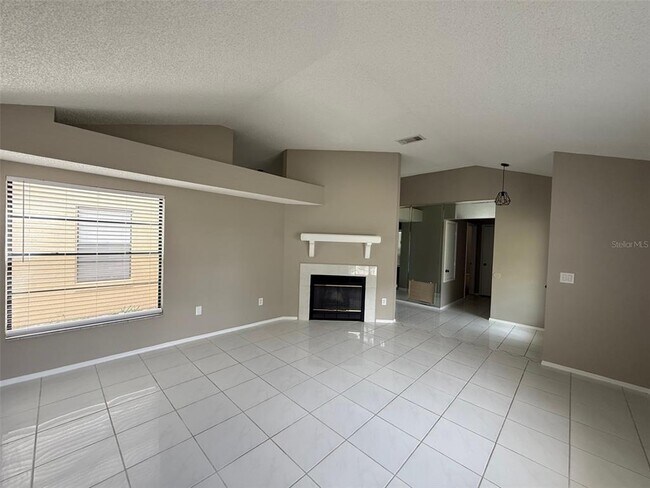 Foto del edificio - 432 N Sundance Dr