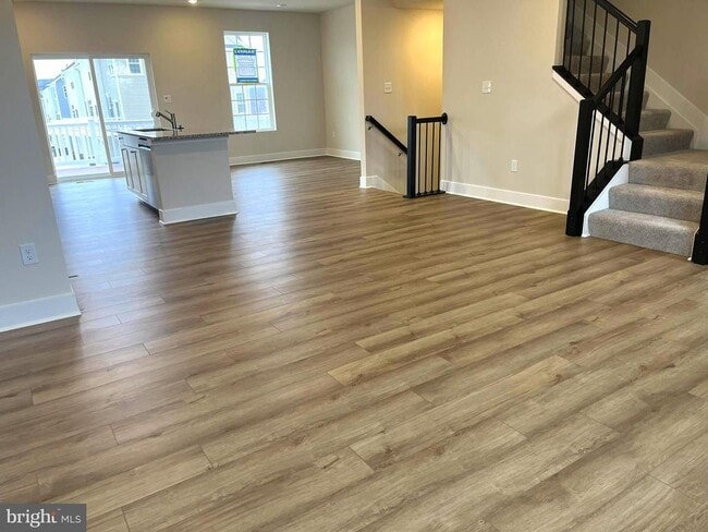 Building Photo - 7618 Johnnycake Rd