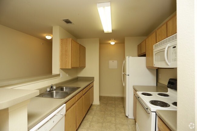 Interior Photo - Square One